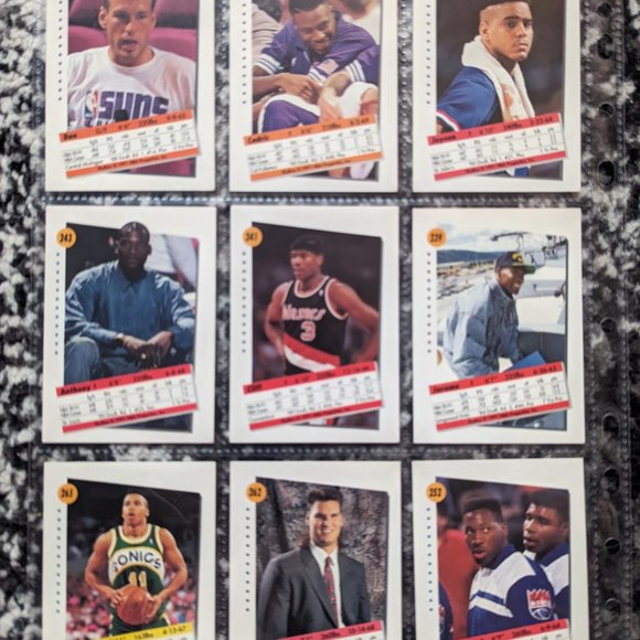 NBA trading card lot - Picture 7 of 9